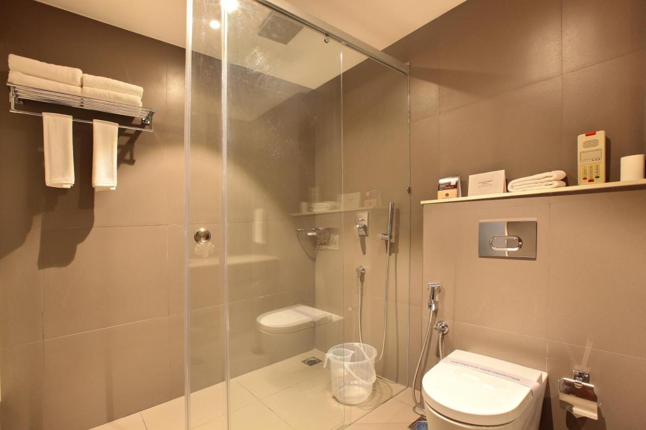 Hotel Ceasar Palace Thodupuzha Екстериор снимка